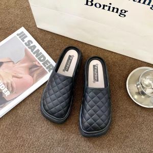 Free Shipping New Summer Collection: Fashionable WomenS Slip-On Sandals With A Closed-Toe Design Flat Soles And Suitable For Casual Wear