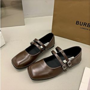 HOYIKEA เฟรนช์สแควร์นิ้วเท้าตื้นปากรองเท้าเดียวสำหรับผู้หญิง 2025 ฤดูใบไม้ผลิใหม่สไตล์เกาหลีสไตล์ฝรั่งเศสนางฟ้านุ่มแบนรองเท้าแมรี่เจน