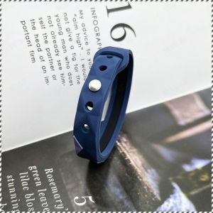 Anti-static Sports Bracelet with Negative Ion Technology