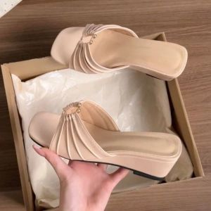 Free Shipping Gentle Style Nude Pleated Metal Buckle Slip-On Sandals For Women Summer Outdoor Wear 2026 New Model Wedge Heel Open-Toe Vacation Sandals