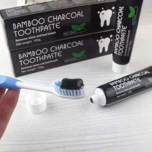 COD Pasta Gigi Charcoal Memutihkan Gigi dan Membersihkan Karang Gigi -Odol Pemutih Gigi-Pasta Gigi Herbal-Pasta Gigi Charcoal Pasta Gigi Action Toothpaste-Pepsodent Pasta Gigi Pencegah Gigi Berlubang -Pembersih Perontok Karang Gigi -Pemutih Gigi