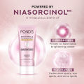 POND's Bright Miracle Day Cream Detox Niasorcinol 40G - Moisturizer for Face, Brightening, & Skin Care. 