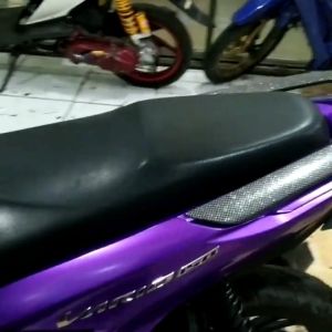 Skotlet Motor Violet Metalic Warna Ungu Candy Sticker Motor Berkualitas