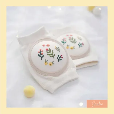 [SG Instock] Baby Toddler Knee Guard Pad Protector - Soft fabric animal prints adjustable fit breathable anti-slip design. For crawling and walking toddlers.
