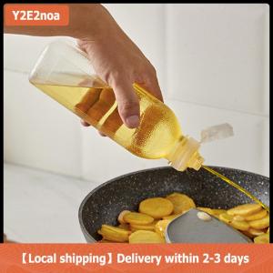 【Local shipping】 1Pc 500ml 800ml Oil Bottle Kitchen Oil Spray Bottle Condiment Squeeze Bottles Cooking Baking Ketchup Mustard Squeeze Bottle