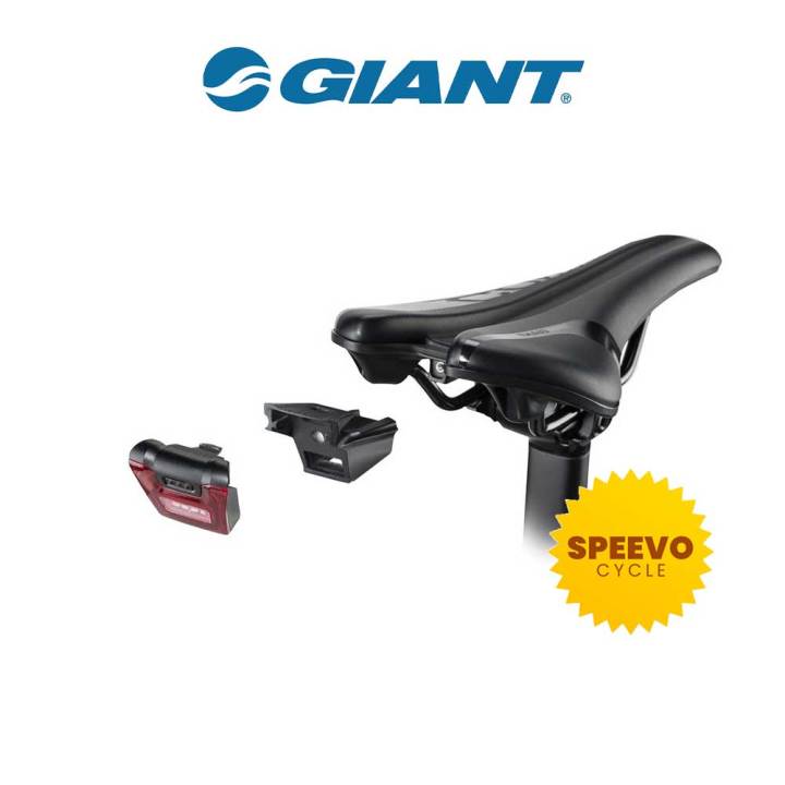 Giant 2025 saddle light