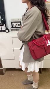 2026 New alo Simple and versatile nylon waterproof shoulder crossbody bag with large capacity and multiple compartments for commuting