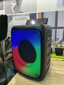 ลำโพงบูลทูธ รุ่น KTS-1578 ดอก6.5นิ้ว มีAUX ปรับไฟ/เสียงได้ เสียบไมค์ได้ เชื่อม2เครื่องได้