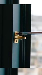 Masely Small Bird Latch Automatic Window Gate Lock Spring Bounce Door Bolt Latch For Sliding Doors/Windows
