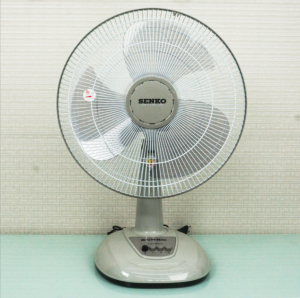 Quạt bàn Senko B1616 công suất 47W 3 tốc độ gió nhiều màu sắc - Hàng chính hãng