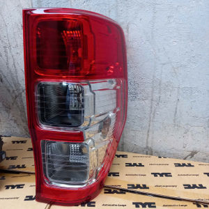 ĐÈN HẬU/ĐÈN LÁI SAU FORD RANGER 2012-2022 LÒNG TRẮNG HÀNG TYC THÁI LAN (BÓNG HALOGEN)