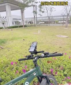 Motorcycle Phone Holder With Rain Cover    Universal Bike & Scooter Handlebar Mount    Adjustable Clip Stand For All-Weather Protection