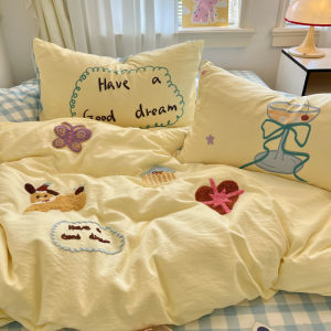Phim Hoạt Hình Dễ Thương Khăn Trải Giường Thêu Bộ Bốn Mảnh Vỏ Chăn Bộ Ba Mảnh Ký Túc Xá