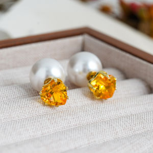 Fashionable Ring Gift 爆款轻奢爱心锆石耳环女高级感法式复古感花朵小众设计感气质耳钉