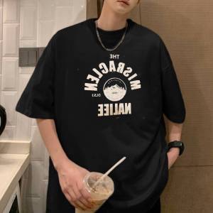 ชุดเสื้อยืดกับกางเกงขาสั้น+ราคาพิเศษ=เกิบเงินปลายทาง  สกรีนลายรูปภูเขาเท่ๆ เนื้อผ้านิ่ม ใส่สบาย ไม่ร้อน สีไม่ตก ได้ทั้งชุด ในราคาสุดคุ้ม!