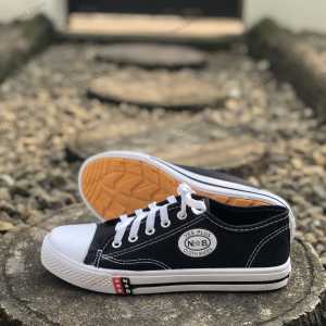 Sepatu sekolah tali NB hitam putih sepatu sekolah SD SMP SMA sol putih sz 28-40