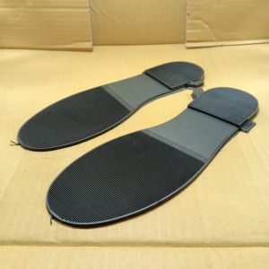 Sol Potong Outsole Sepatu Wanita Karet TPR Garis Hitam Krem