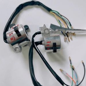 CÙM CÔNG TẮC XE CUB 81 ( KHÔNG ĐỀ -CÓ ĐỀ )