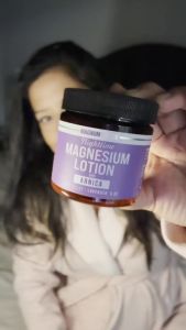 Magnum Solace Nighttime Magnesium Lotion with Arnica – Highly Concentrated Magnesium for Muscles & Joints – Apply to Legs or Feet Before Bed – Skin-Friendly