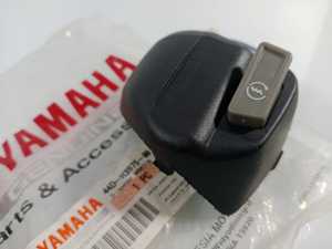Saklar Kanan Yamaha Xeon Karbu Holder Kanan (Stater) 44D Yamaha Xeon High Quality