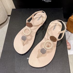 Free Shipping Summer Casual Flat Sandals For Women Hollow-Out Buckle WomenS Beach Sandals Soft-Soled Herringbone Strap Trendy WomenS Sandals