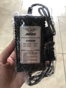 Cục sạc 12V 8AH dòng điện 1.3 Ampe dùng cho bình xịt điện trừ sâu tự ngắt khi sạc đầy