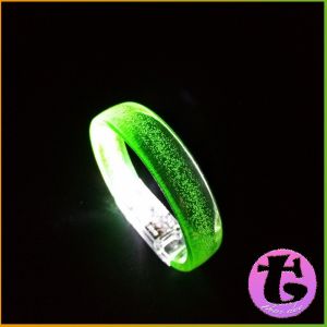 Thai Dee สายรัดแขน พร้อมไฟ LED 6 สี ใช้แบตเตอรี่ กำไลข้อมือ Charm Bracelets