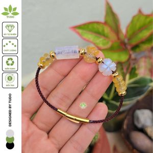Q2590 Vòng lu thống cỏ 4 lá Moonstone mix ngũ điếu túi tiền Thạch Anh Tóc Vàng hợp mệnh Kim - Phong Thủy TUDO