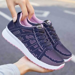 New Korean Style Laces Sneakers For Women Lightweight Breathable Leisure Running Rubber Shoes Women comfort Shoes On Sale