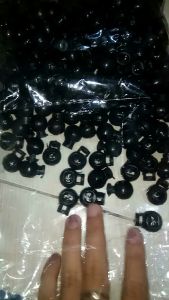 Stopper tali masker isi 4 stopper