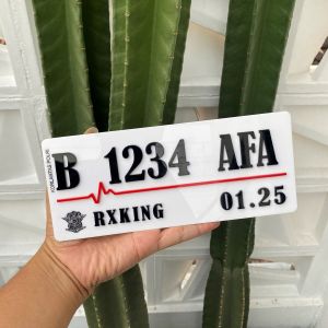 Plat Nomor Motor Akrilik Timbul Variasi Putih Glossy Custom Baut Tanam Keren Murah Original / Plat Nomor Akrilik Timbul Keren Model Terbaru