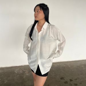 Yoenik x Michelecaren Boah Kemeja Polo Linen – Atasan Wanita Tangan Panjang – Blouse Oversize – Kemeja Korea