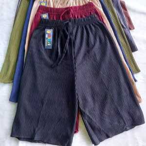 50RB DAPAT 4 PCS! CELANA KULOT LIDI PLISKET PENDEK 7/8 CELANA KULOT LIDI PLISKET SANTAI KESEHARIAN