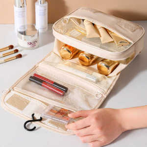 Large capacity dry wet separation storage bag portable travel simple girl heart makeup bag wash bag folding bag