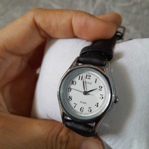 Đồng hồ nữ success   second hand si nhật- đã qua sử dụng