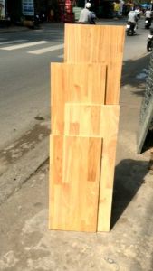 Gỗ ghép cao su r30cm*d120cmx12mm đến r30cm*60cmx12mm làmbàn kệgia sách..dày 12mm