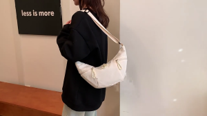 Crossbody Bag for Women Men Trendy Slings Bag Purses Crescent Bag Fashionable Slings Bag Moon Bag with Adjustable Strap