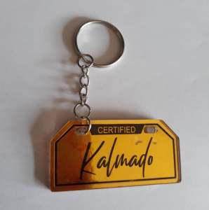 Mini Plate Acrylic Keychain in Kalmado Design with 6 Color Variants