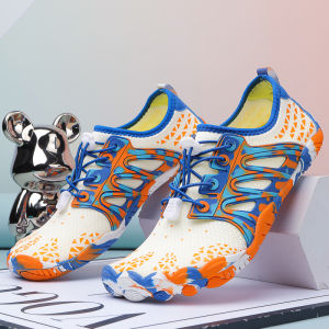 Prelesty Sepatu Pantai Aqua Wading Shoes Rafting Pria Sepatu olahraga di gym Waterproof Diving Beach Renang Sepatu Air Surfing Olahraga Outdoor Anti Slip 392