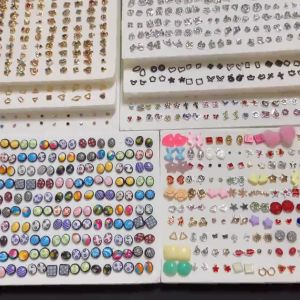 WH 36pairs/bag Mix Style Small Stud Earrings Set For Girls Women Cute Heart Child Earring Fashion Jewelry Gift
