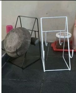 Dudukan tempat simpan cobek dan ulekan kayu