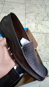 SEPATU MODEL SANTAI UNTUK PRIA DEWASA
