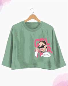 Kaos Crop Tangan 3/4 Motif Grafis Girl Power Warna Solid - Nyaman & Stylish