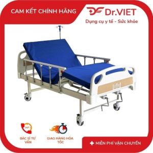 Giường y tế 2 tay quay GBM-093A đa năng nâng lưng chân có bàn ăn cây truyền lan can bánh xe khóa khung thép sơn tĩnh điện bền dễ dùng.