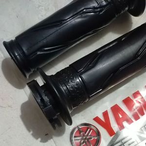 Handgrip Handfat 3C1 grip dengan selongsong gas kanan kiri VIXION NEW JUPITER MX NEW BISON