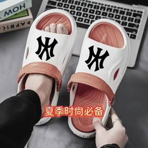 Summer MenS Non-Slip Slip-On Sandals For Home And Outdoor Use Soft-Soled Lightweight Comfortable And Durable Beach Sandals For Men