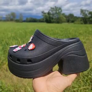 Crocs Siren Clog [Buy 1 pair and get 4 shoe clips for free = 100B] Womens high-heeled big-toe shoes. Healthy shoes womens sandals 10cm high heels Womens sandals Crocs shoes ready to ship in Thailand fast delivery receive the item in 1 to 3 days.