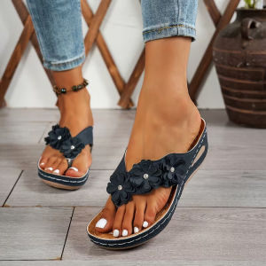 【Free Shipping】Plus-size womens flip-flops new autumn-summer fashion floral wedge sandals womens retro sandals with stitching