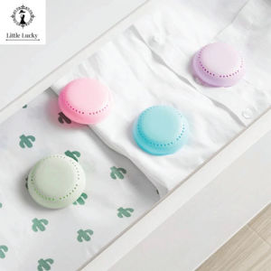 น้ำหอมปรับอากาศ น้ำหอมดับกลิ่น แผ่นน้ำหอมติดได้ทุกที่ มีหลายกลิ่นให้เลือก กลิ่นหอมติดทนนาน