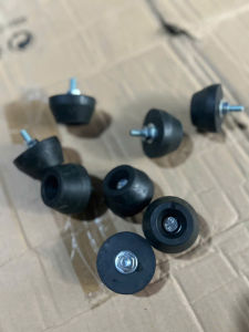 Cao Su Thành Xe Tải Cao Su Giảm Chấn Cửa Thùng Xe Tải KIA Hyundai Isuzu...Loại Côn Chân Ốc 8mm10mm có sỉ và lẻ...